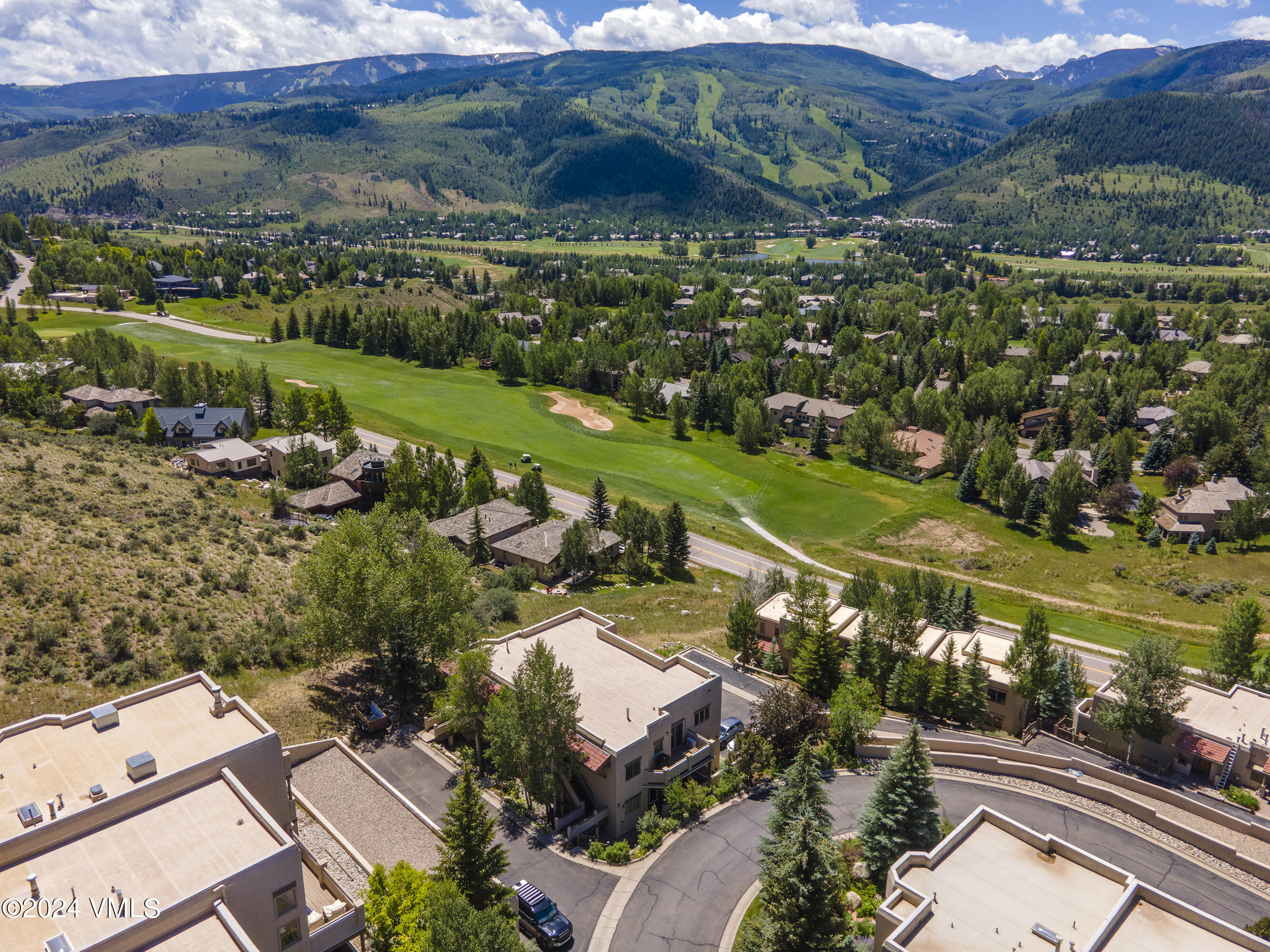 751 Singletree Road, Unit 3N Edwards, CO 81632 - Photo 4 of 35 a view of a city with lake view