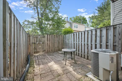 $449,000 | 148 Barnsfield Court, Unit 204, Gaithersburg, MD 20878