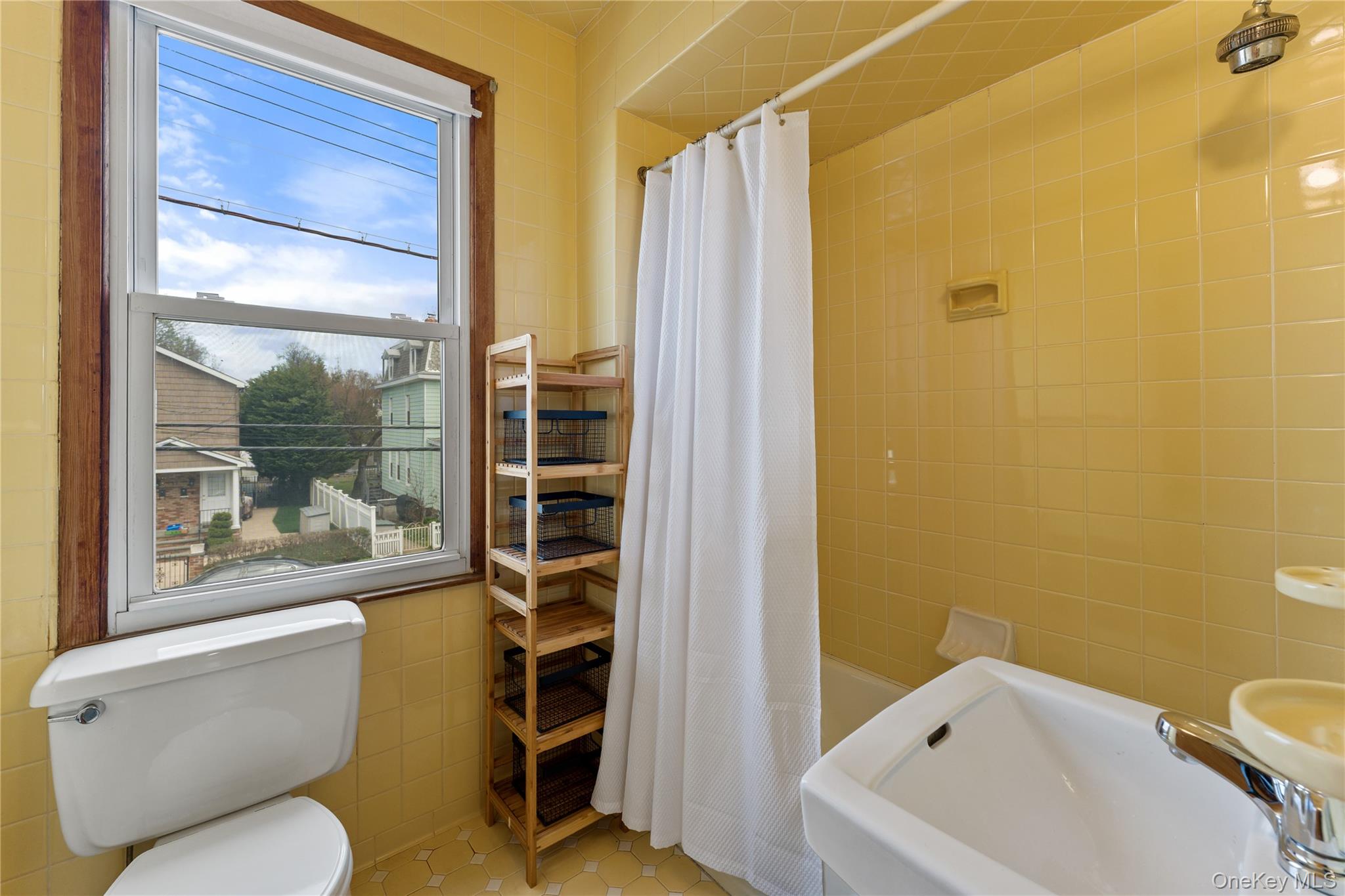 20 Maple Street Dobbs Ferry, NY 10522 - Photo 15 of 23