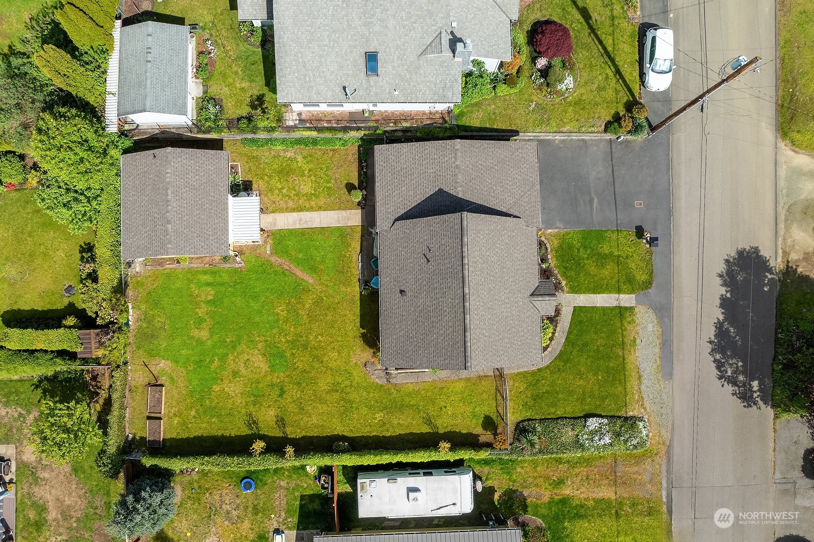 1202 North 29th Street Renton, WA 98056 - Photo 31 of 35 an aerial view of a house with a swimming pool