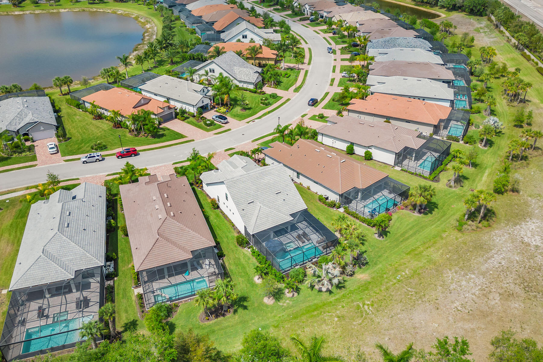 2714 Aviamar Circle Naples, FL 34114 - Photo 35 of 53