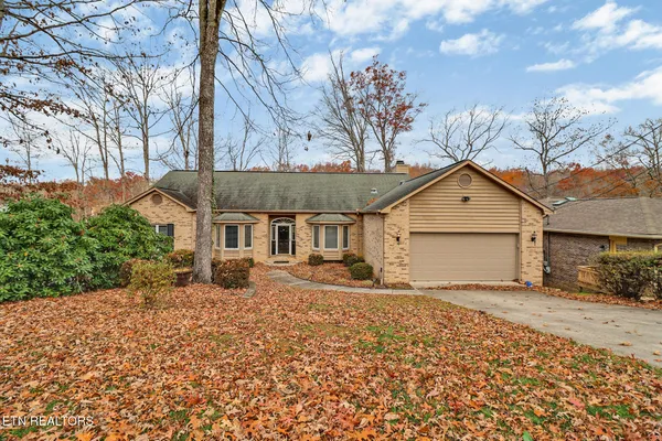 $525,000 | 129 Shore Lane, Crossville, TN 38558