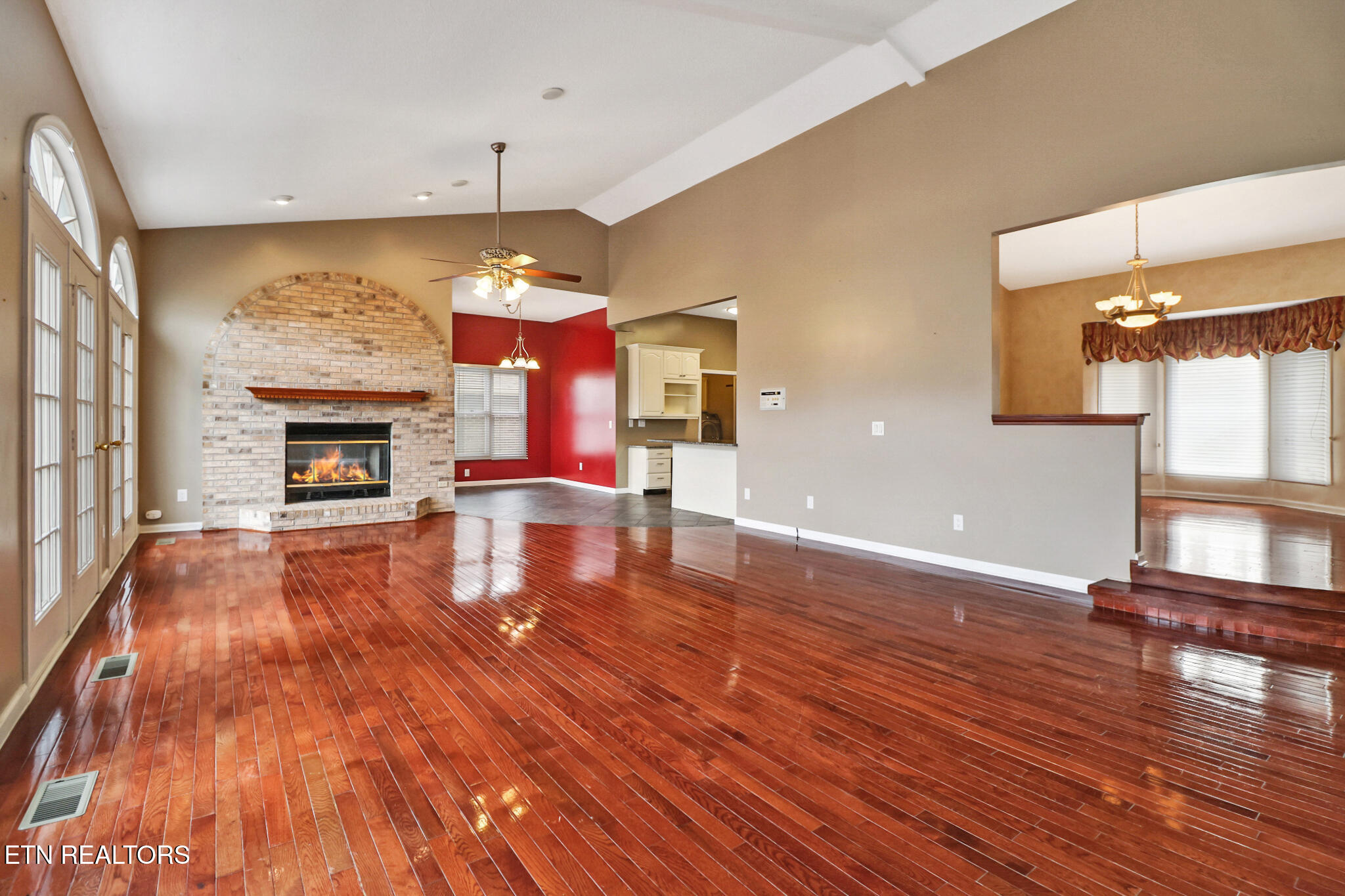 129 Shore Lane Crossville, TN 38558 - Photo 27 of 51 if1a7950-if1a7954_optional