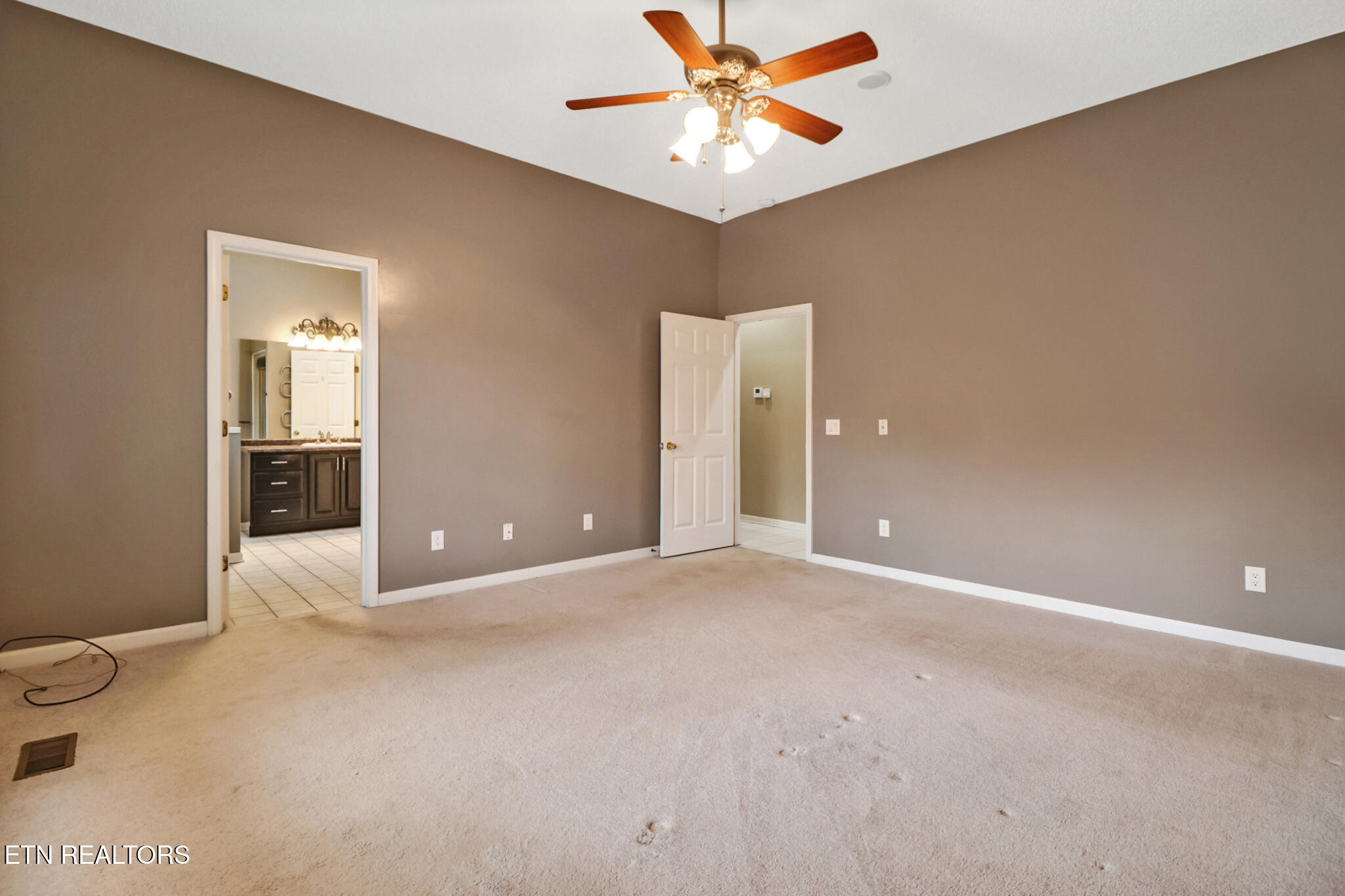 129 Shore Lane Crossville, TN 38558 - Photo 39 of 51 if1a8030-if1a8034