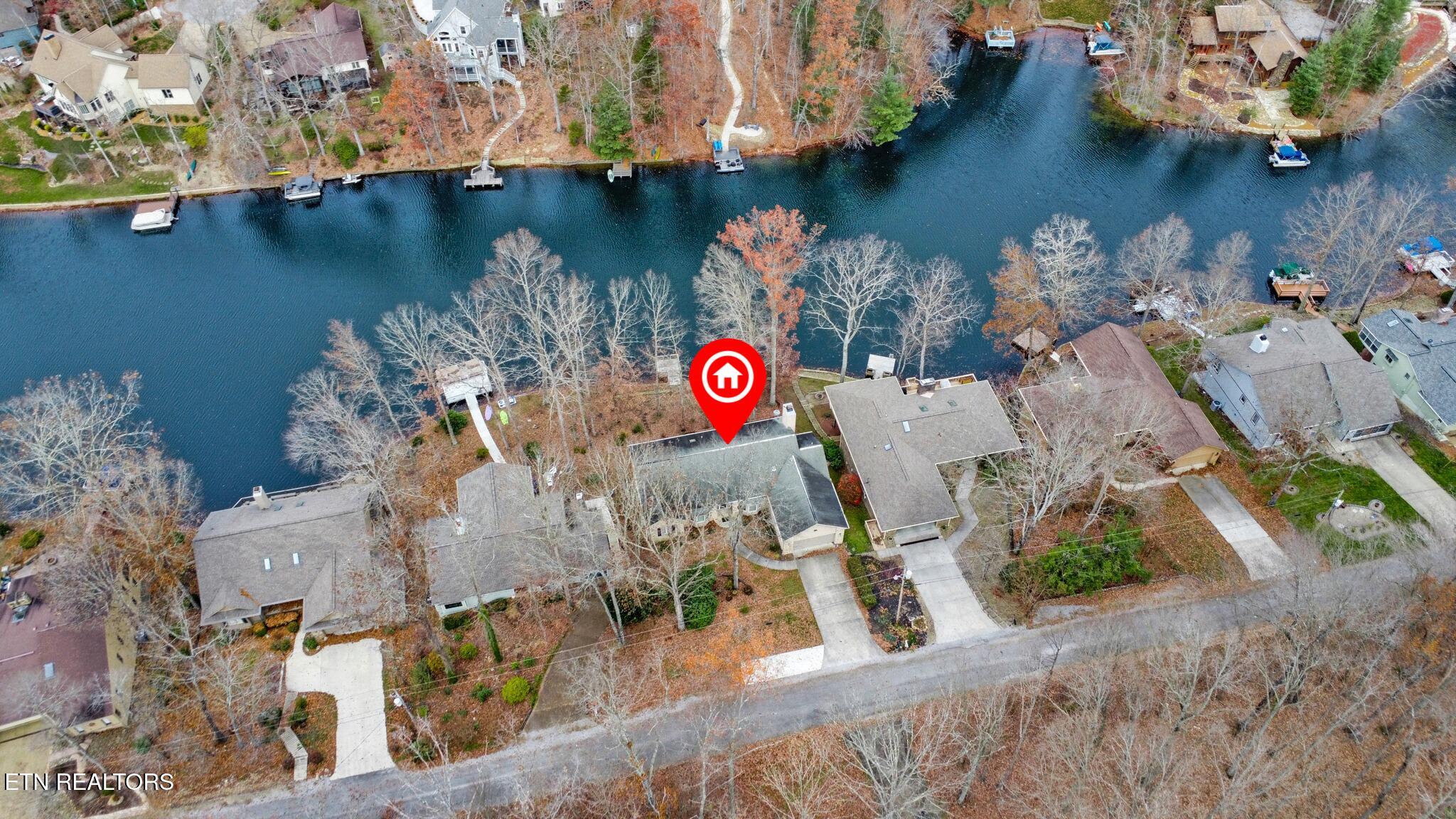 129 Shore Lane Crossville, TN 38558 - Photo 4 of 51 4