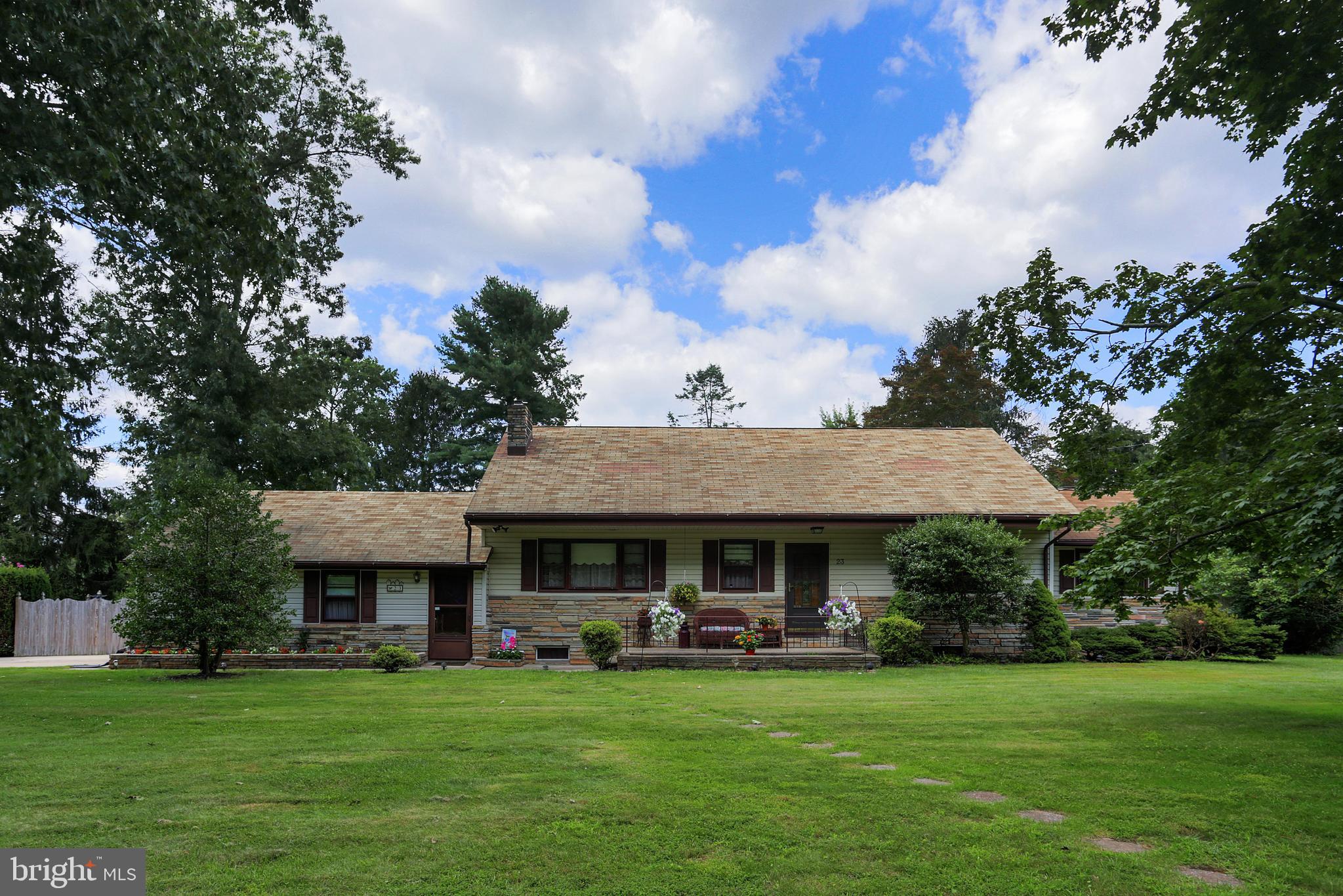 23 Tindall Road Robbinsville, NJ 08691 - Photo 1 of 38 Gallery Image 1