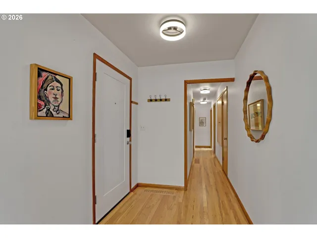 $819,000 | 3360 Southwest Hamilton Street, Portland, OR 97239