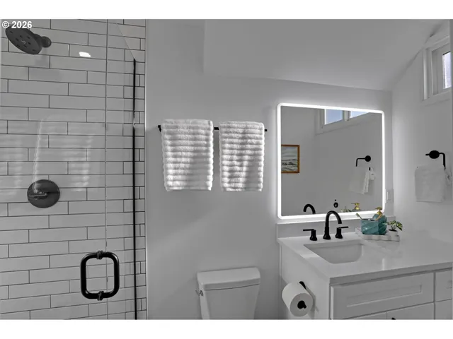 $819,000 | 3360 Southwest Hamilton Street, Portland, OR 97239