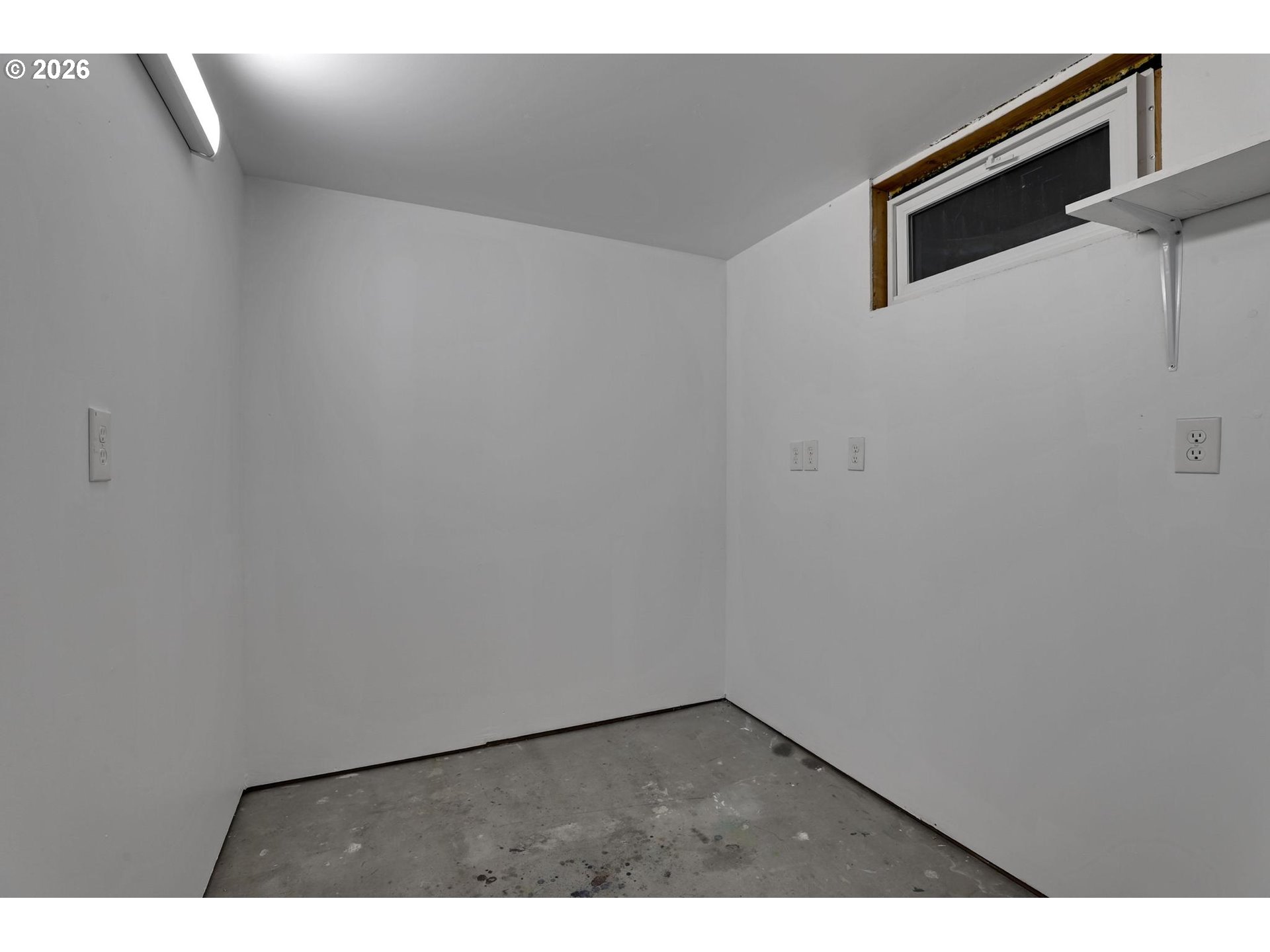 3360 Southwest Hamilton Street Portland, OR 97239 - Photo 34 of 43