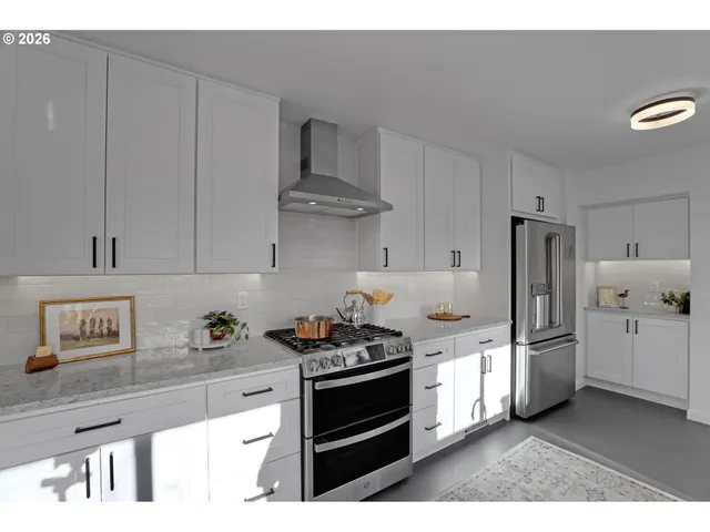 $819,000 | 3360 Southwest Hamilton Street, Portland, OR 97239