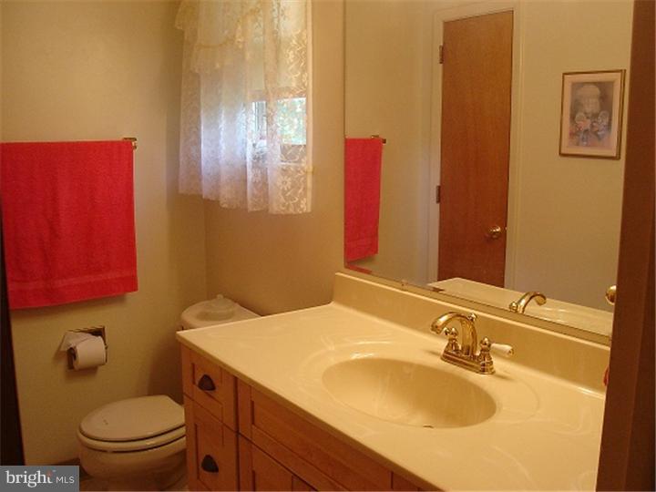 1820 Mare Road Warrington, PA 18976 - Photo 12 of 19 Gallery Image 12
