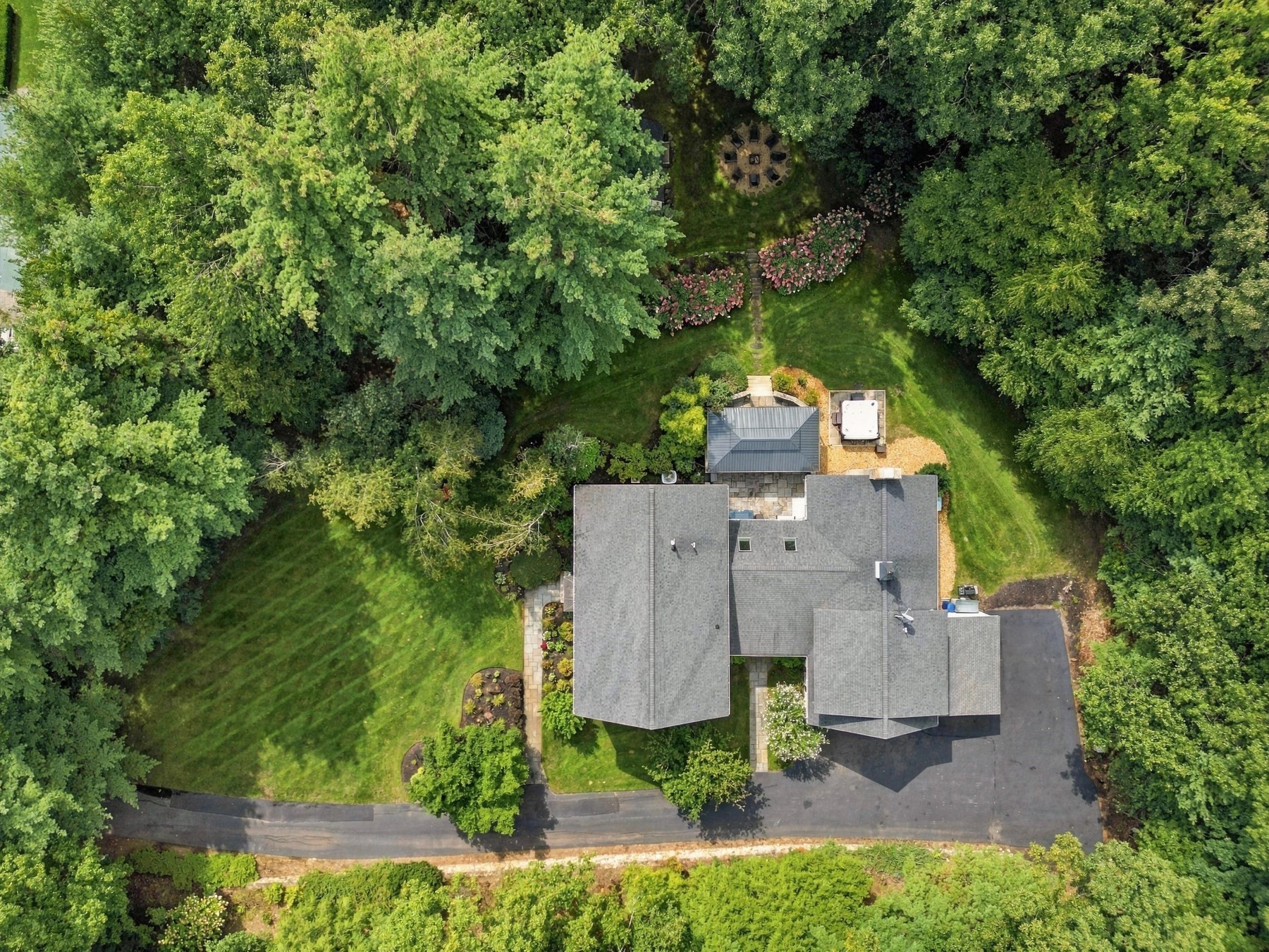 17 Rock Brook Way Boxford, MA 01921 - Photo 2 of 41 Gallery Image 2
