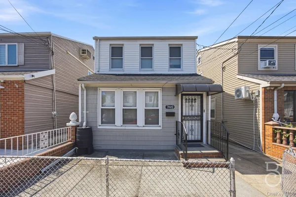 $899,000 | 70-20 53rd Road | Maspeth