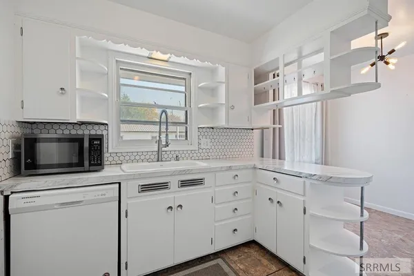 $315,000 | 1675 South Higbee Avenue, Idaho Falls, ID 83404