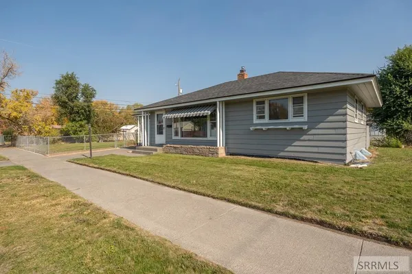 $315,000 | 1675 South Higbee Avenue, Idaho Falls, ID 83404