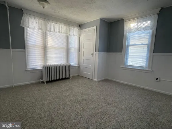 $2,000 | 6732 Maple Avenue, Unit 2, Pennsauken, NJ 08109