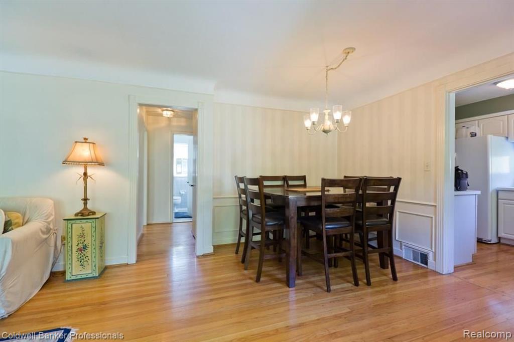 2626 Windemere Road Birmingham, MI 48009 - Photo 13 of 29