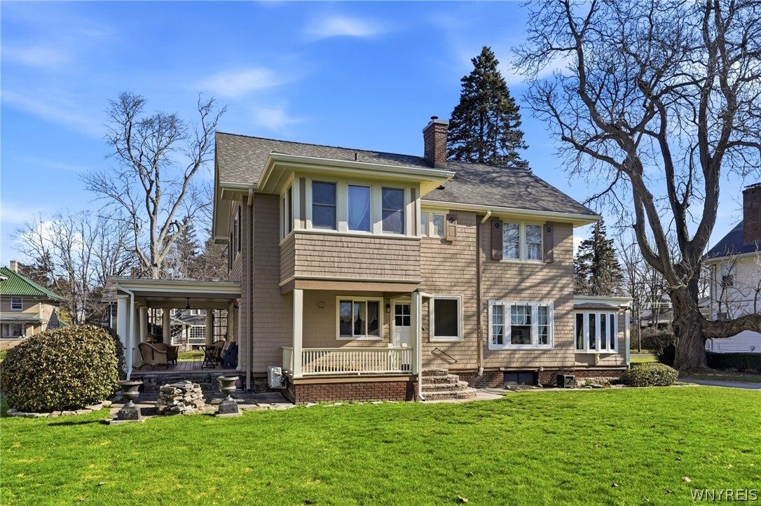 727 West Center Street Ridgeway, NY 14103 - Photo 2 of 47