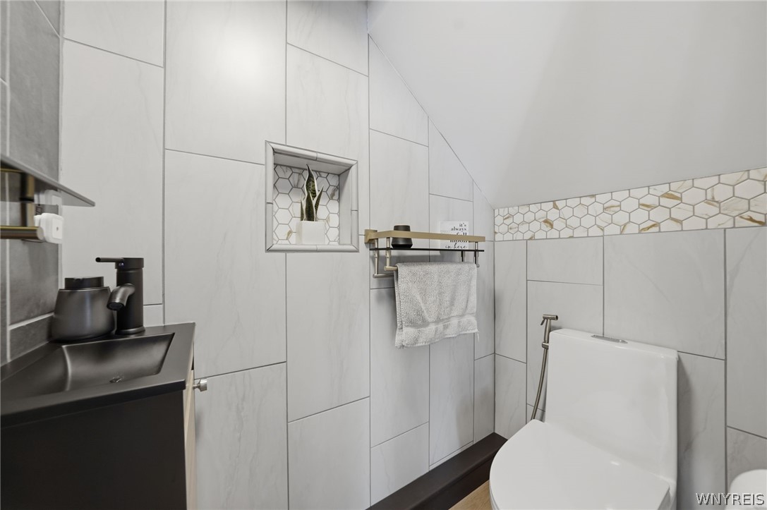 727 West Center Street Ridgeway, NY 14103 - Photo 23 of 47