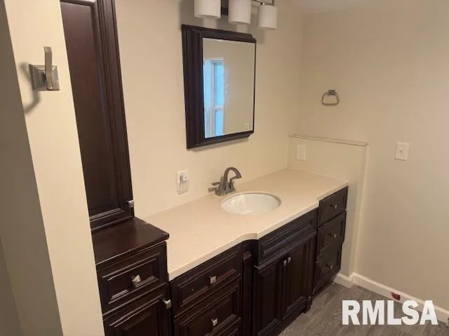 $82,000 | 2208 Rancho Boulevard, Quincy, IL 62305