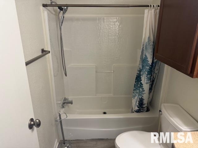 2208 Rancho Boulevard Quincy, IL 62305 - Photo 9 of 10