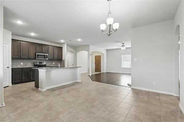 $390,000 | 240 Springwood Ranch Loop, Springtown, TX 76082