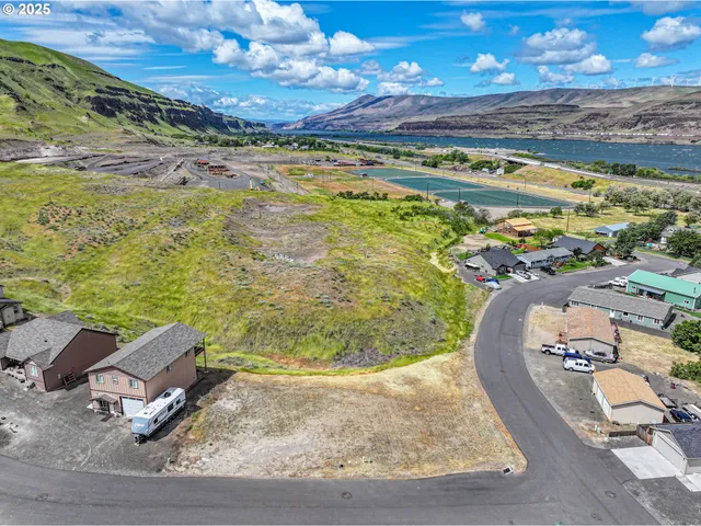 $65,000 | 400 Deschutes Lane, Rufus, OR 97050