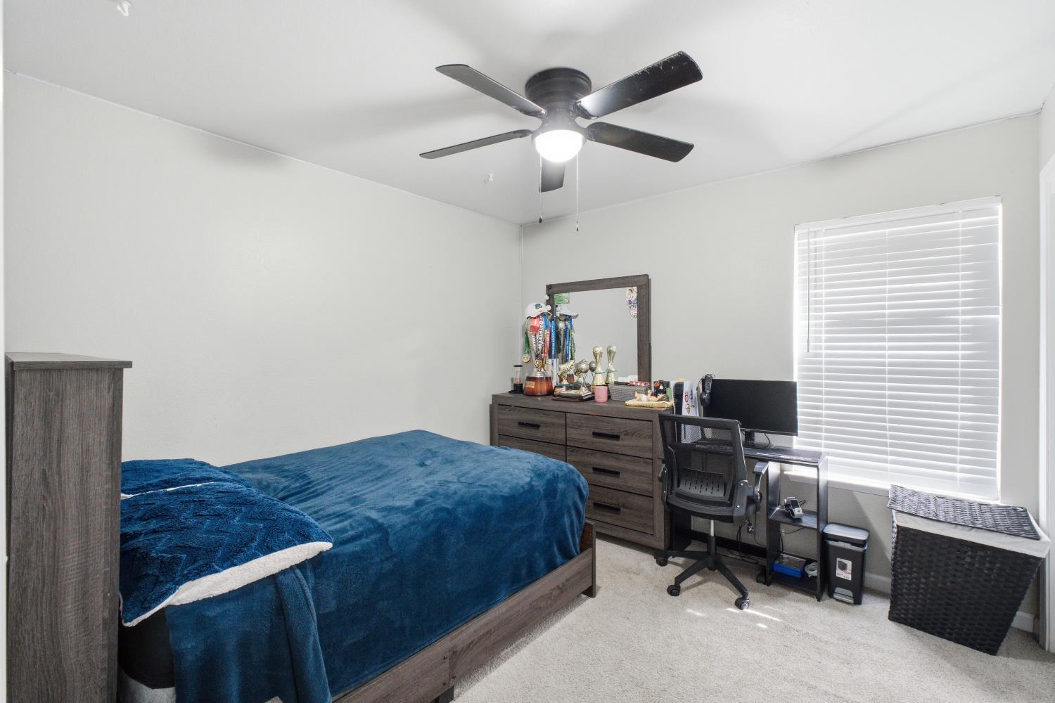 351 West Stanley Avenue Reedley, CA 93654 - Photo 24 of 42 Gallery Image 24