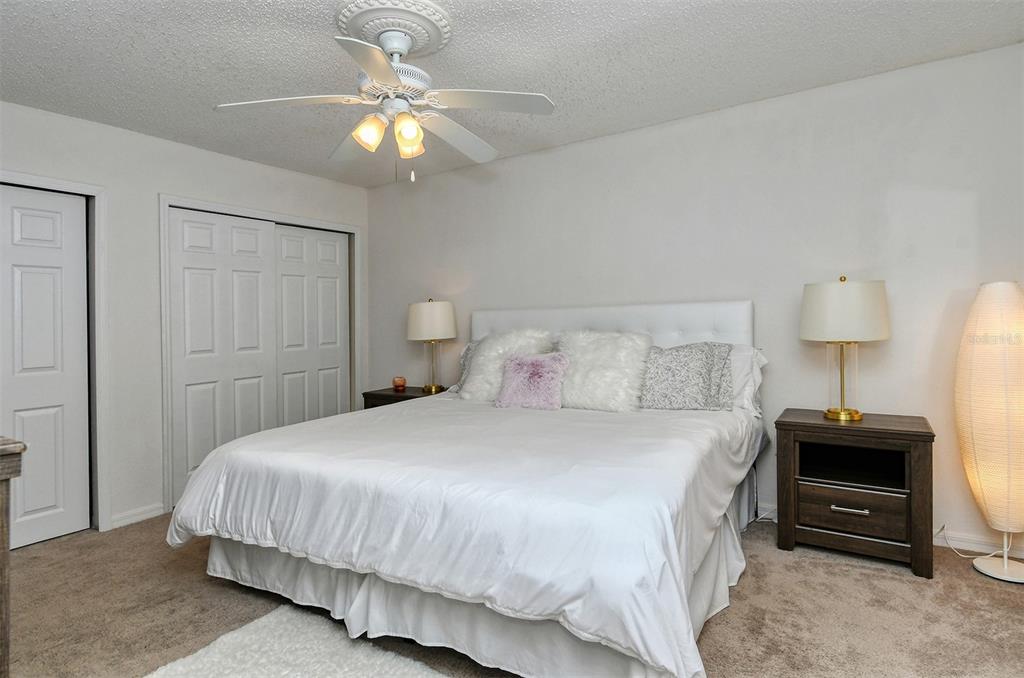 1877 Toucan Way, Unit 400 Sarasota, FL 34232 - Photo 20 of 42