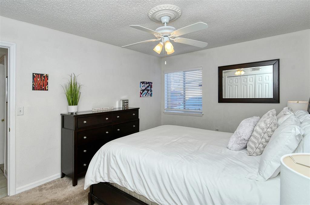 1877 Toucan Way, Unit 400 Sarasota, FL 34232 - Photo 22 of 42