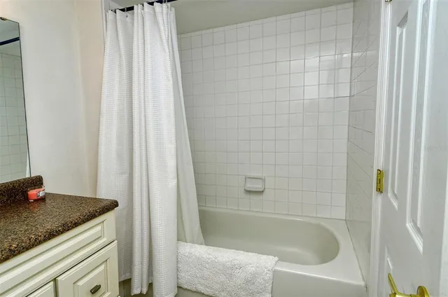 $1,800 | 1877 Toucan Way, Unit 400, Sarasota, FL 34232