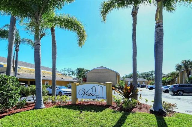 $1,800 | 1877 Toucan Way, Unit 400, Sarasota, FL 34232