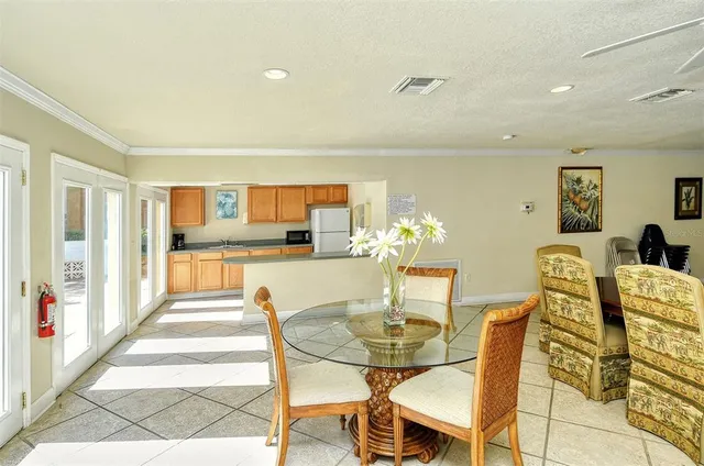 $1,800 | 1877 Toucan Way, Unit 400, Sarasota, FL 34232