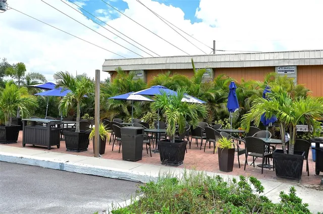 $1,800 | 1877 Toucan Way, Unit 400, Sarasota, FL 34232