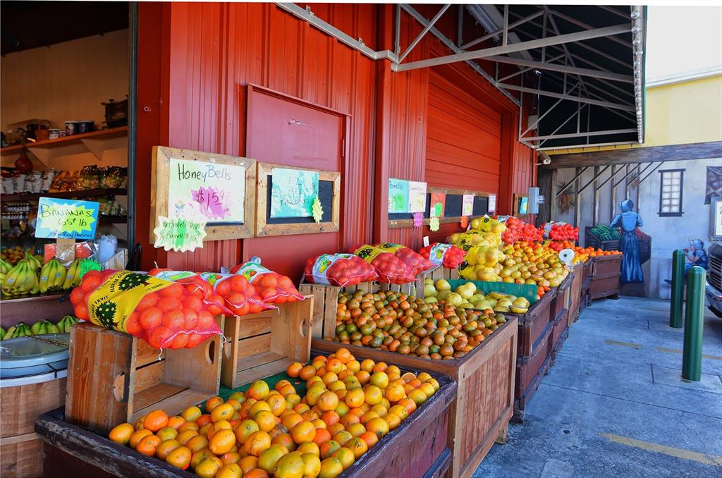 1877 Toucan Way, Unit 400 Sarasota, FL 34232 - Photo 40 of 42