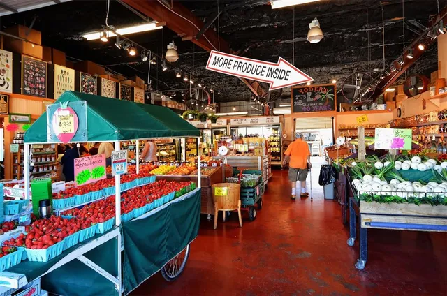 $1,800 | 1877 Toucan Way, Unit 400, Sarasota, FL 34232