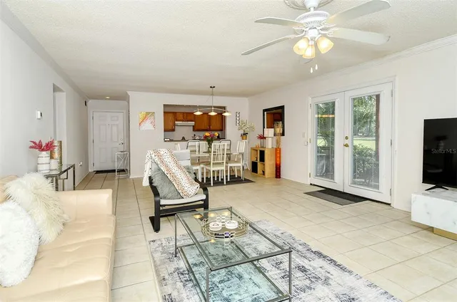 $1,800 | 1877 Toucan Way, Unit 400, Sarasota, FL 34232