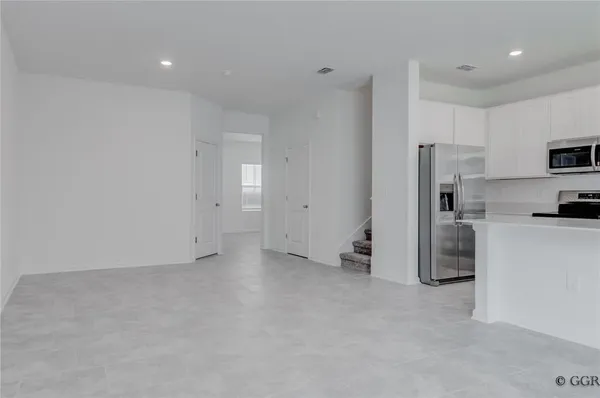 $2,050 | 3290 Laurent Loop, Davenport, FL 33837