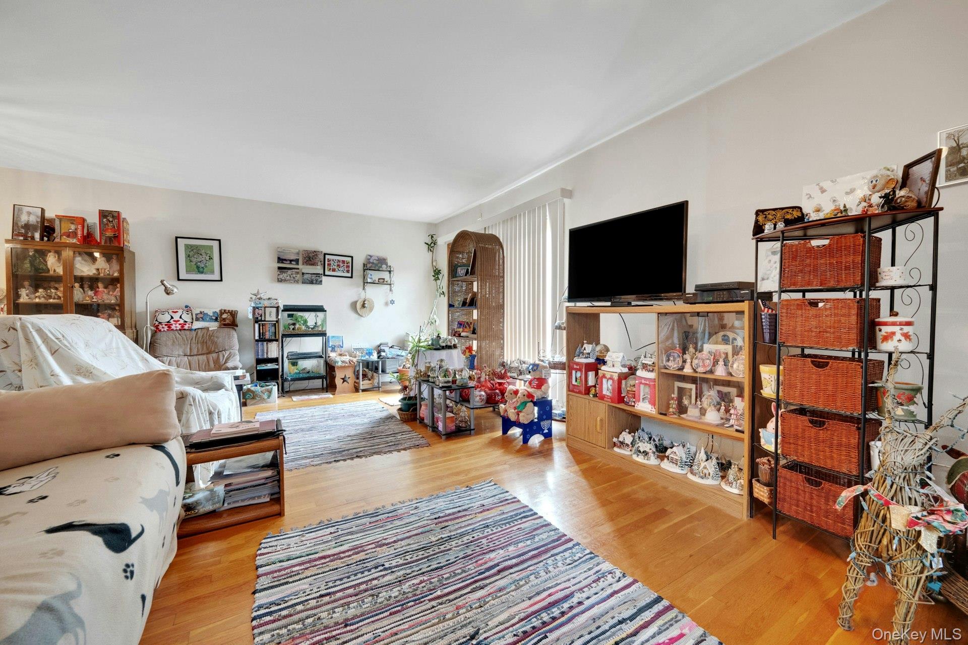 309 Pelham Road New Rochelle, NY 10805 - Photo 4 of 48 Gallery Image 4