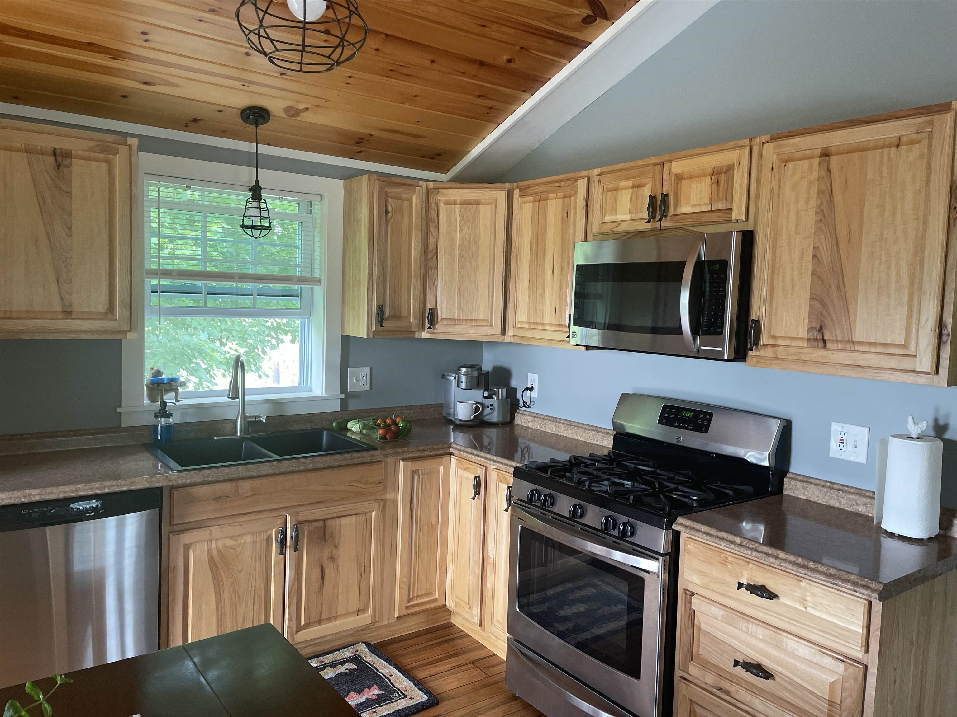 3839 Steele Hill Road Roxbury, VT 05060 - Photo 8 of 40