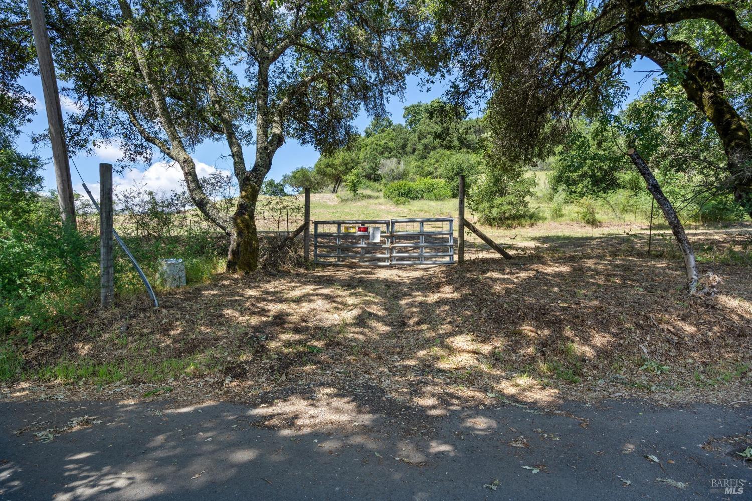 1077 Westside Road Healdsburg, CA 95448 - Photo 23 of 48