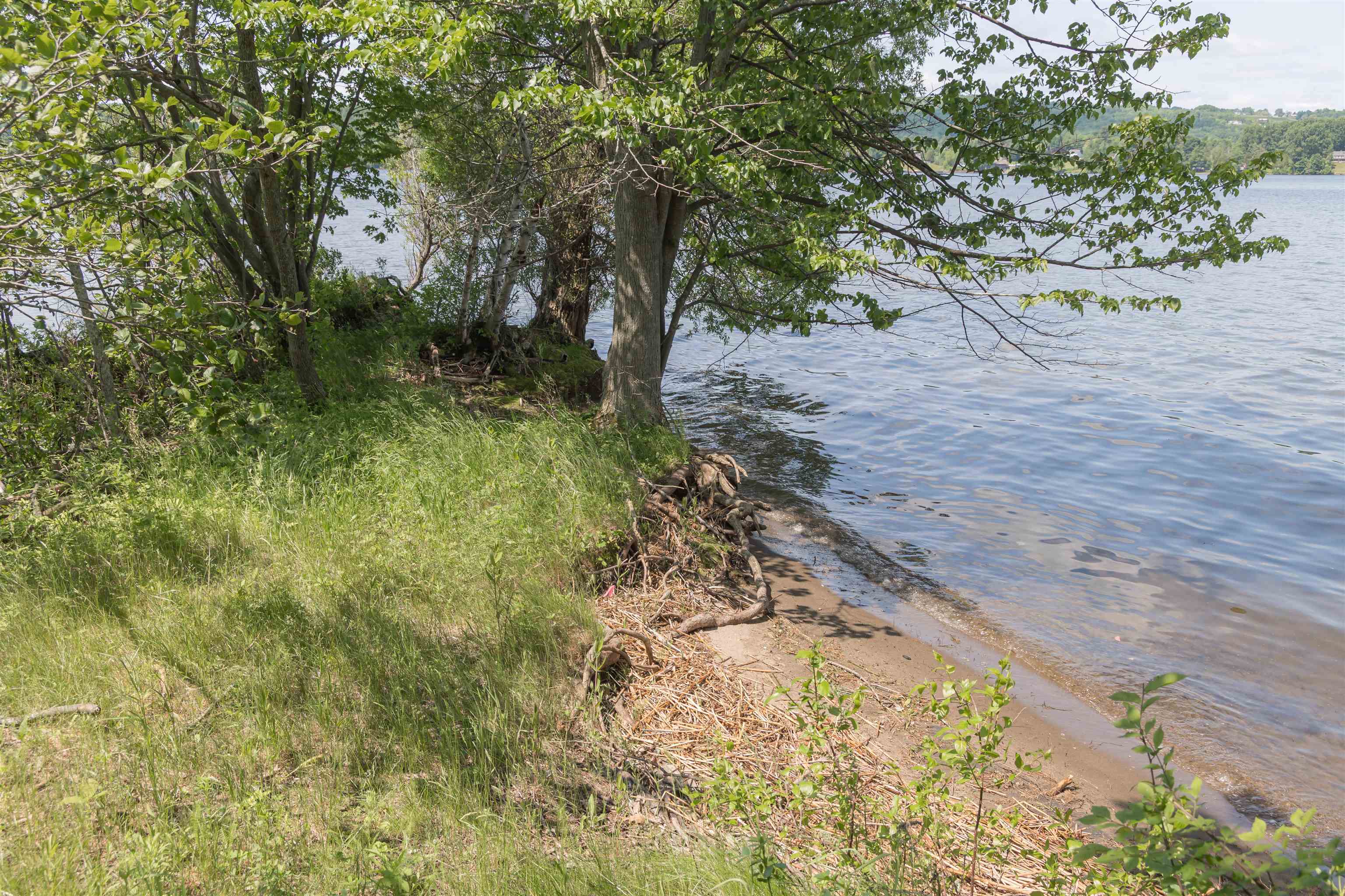 1413 Bluff Road Newport, VT 05855 - Photo 16 of 41