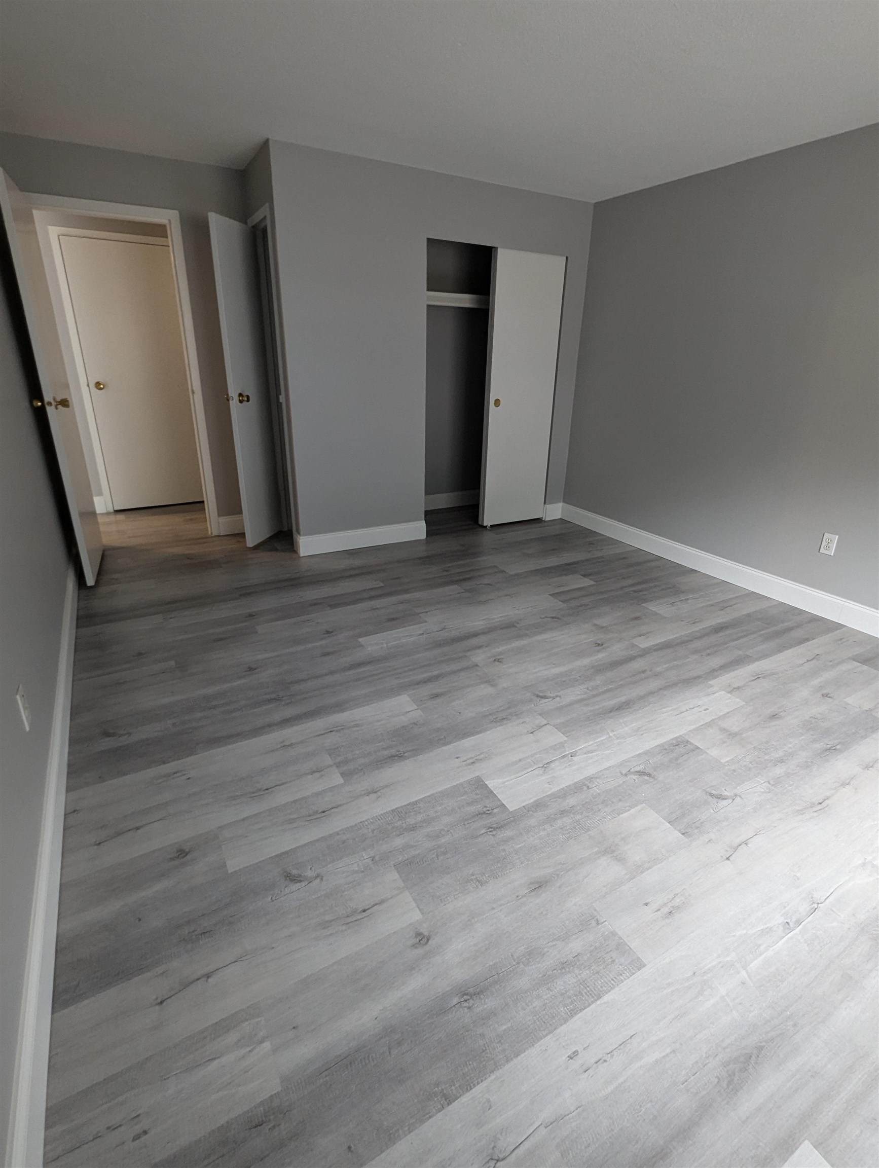 1 Pembroke Drive, Unit 19 Derry, NH 03038 - Photo 7 of 13