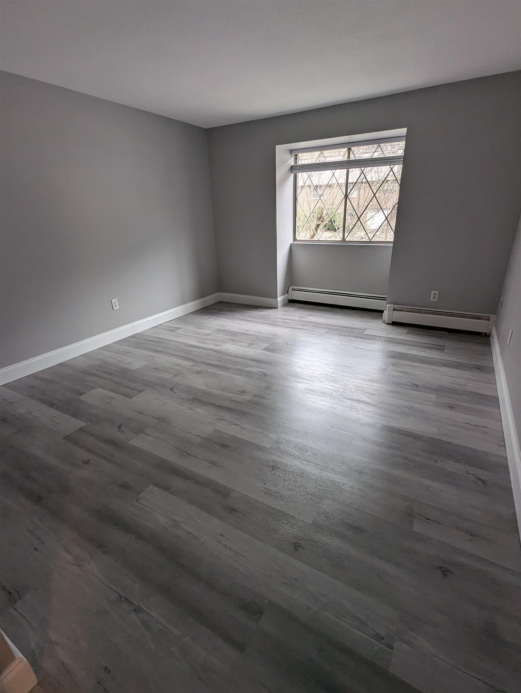 1 Pembroke Drive, Unit 19 Derry, NH 03038 - Photo 9 of 13