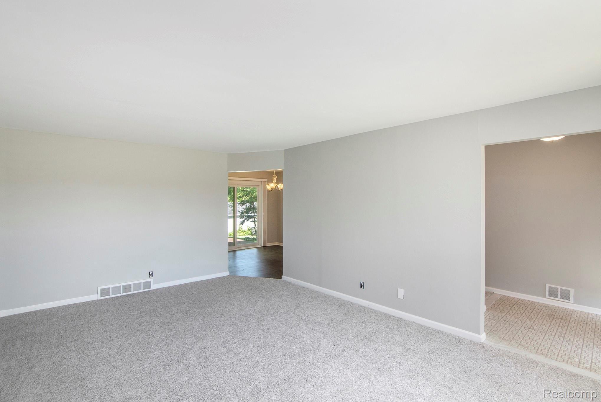 1910 Hadley Road Lapeer, MI 48446 - Photo 14 of 44 BPG_1102.jpg