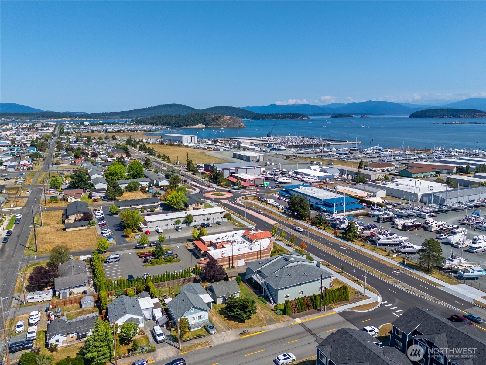 3120 R Avenue, Unit 3 Anacortes, WA 98221 - Photo 6 of 33