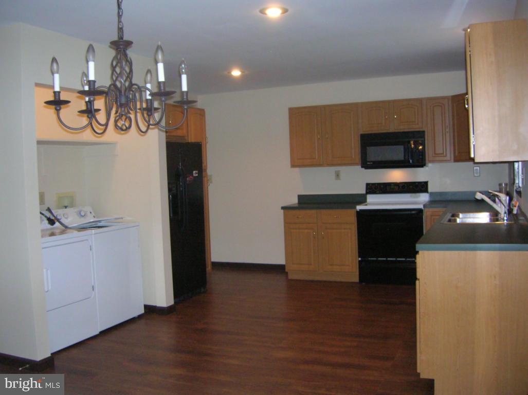 107 Landis Valley Road Lititz, PA 17543 - Photo 7 of 14