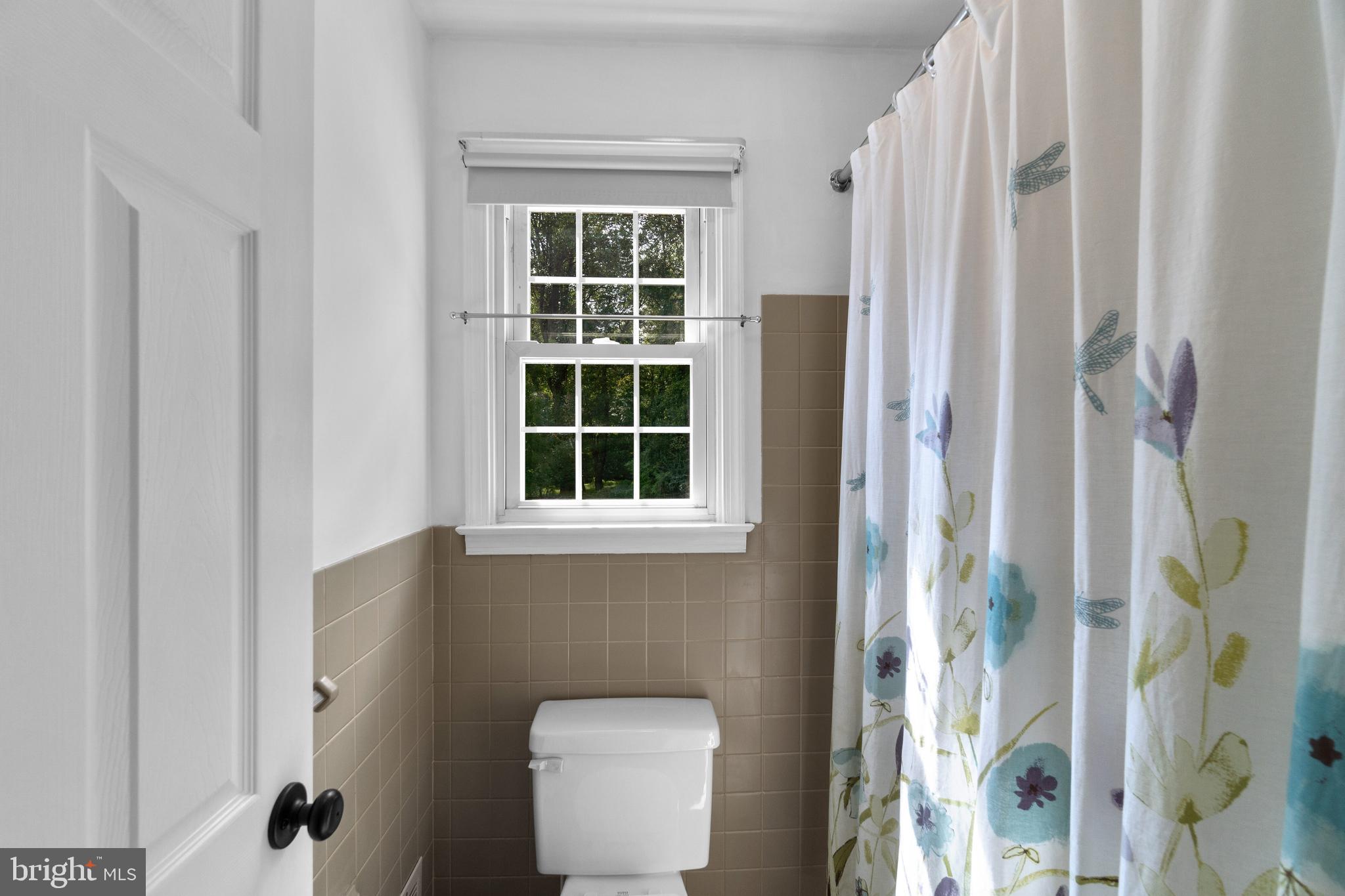 9433 Dunloggin Road Ellicott City, MD 21042 - Photo 33 of 48 Bathroom