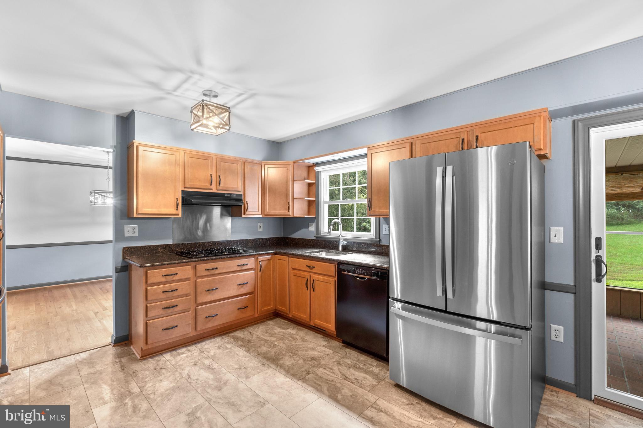 9433 Dunloggin Road Ellicott City, MD 21042 - Photo 9 of 48 Kitchen