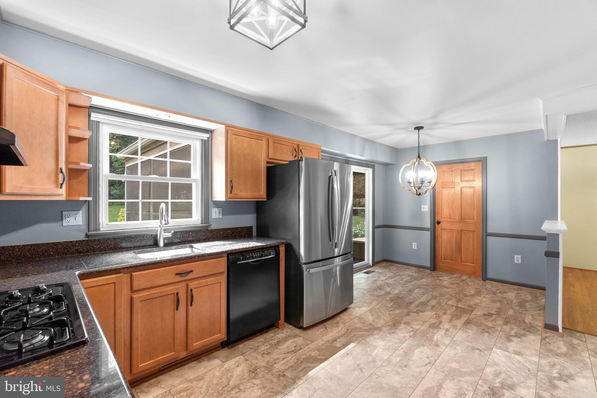 9433 Dunloggin Road Ellicott City, MD 21042 - Photo 10 of 48 Kitchen